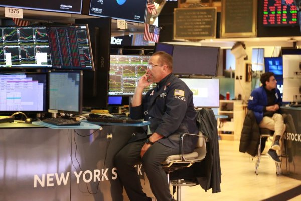 第一证券 广泛针对、10%起步 特朗普亮出“对等关税”牌
